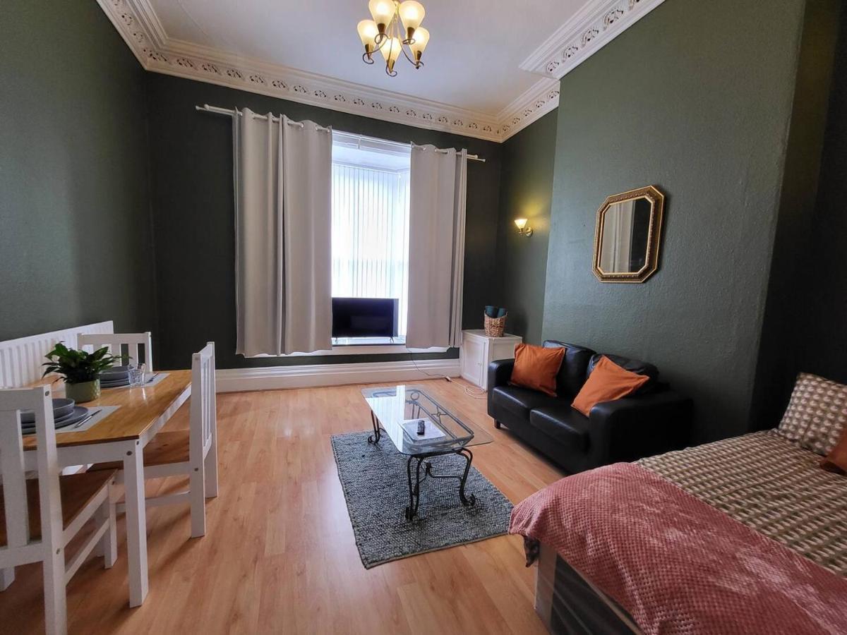 ברמינגהאם Large Digbeth Double Room Shared Bathroom מראה חיצוני תמונה